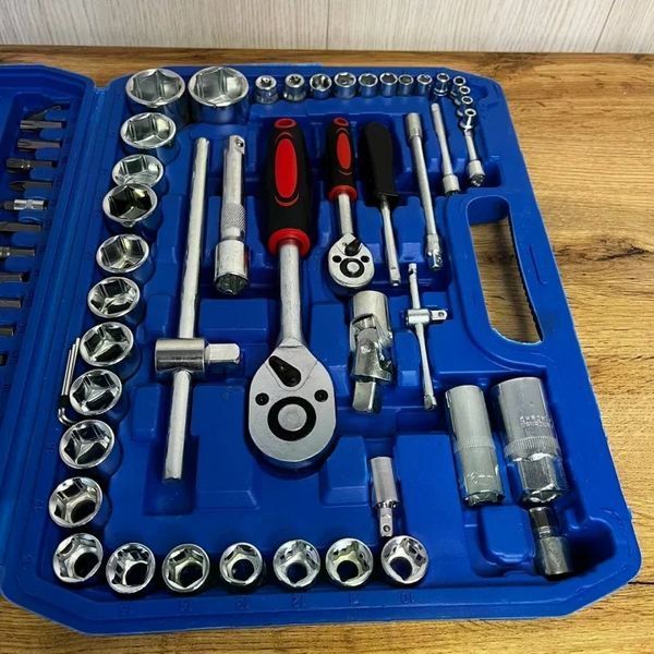 Набор инструментов UKS TOOLS 94 предмета в кейсе для авто и ремонта &bull; Универсальный набор ключей и головок UKS TOOLS 94 предмета с трещотками 1/2&Prime; и 1/4&Prime; 58799 фото