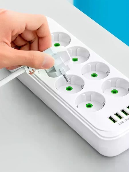 Мережевий подовжувач-фільтр PNS-02/D10 білий 5 м з LED-індикатором, 4 USB і PD Type-C &bull; Розгалужувач живлення 10&ndash;220V для дому, офісу та техніки 58112 фото