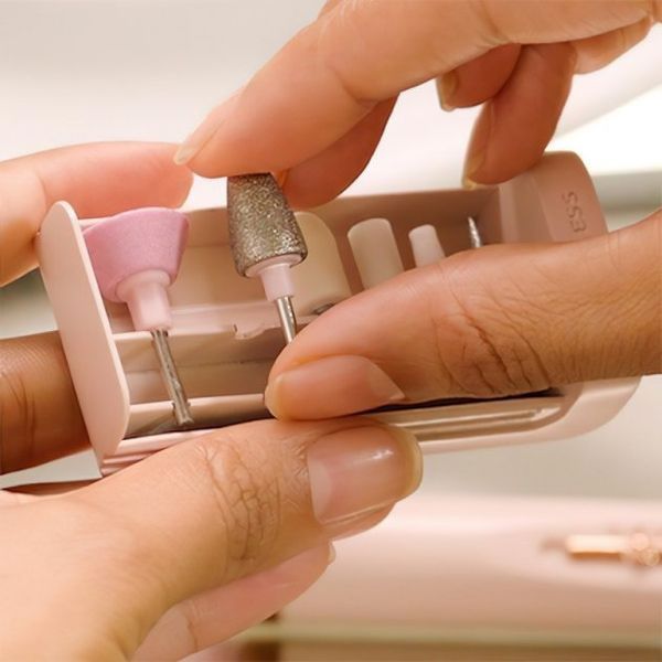 Фрезер домашній портативний для манікюру та педикюру Flawless Salon Nails ∙ Набір для манікюру Фрезер &ndash; ручка з набором фрез, 5 насадок 51719 фото